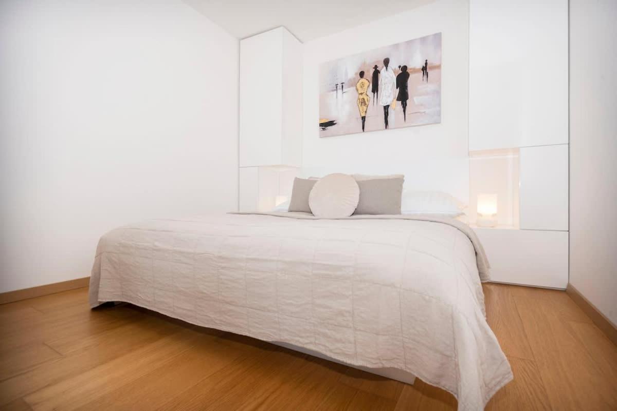 Luxury 1Bdrm On The 28Th Floor Apartment Bratislava Exterior photo